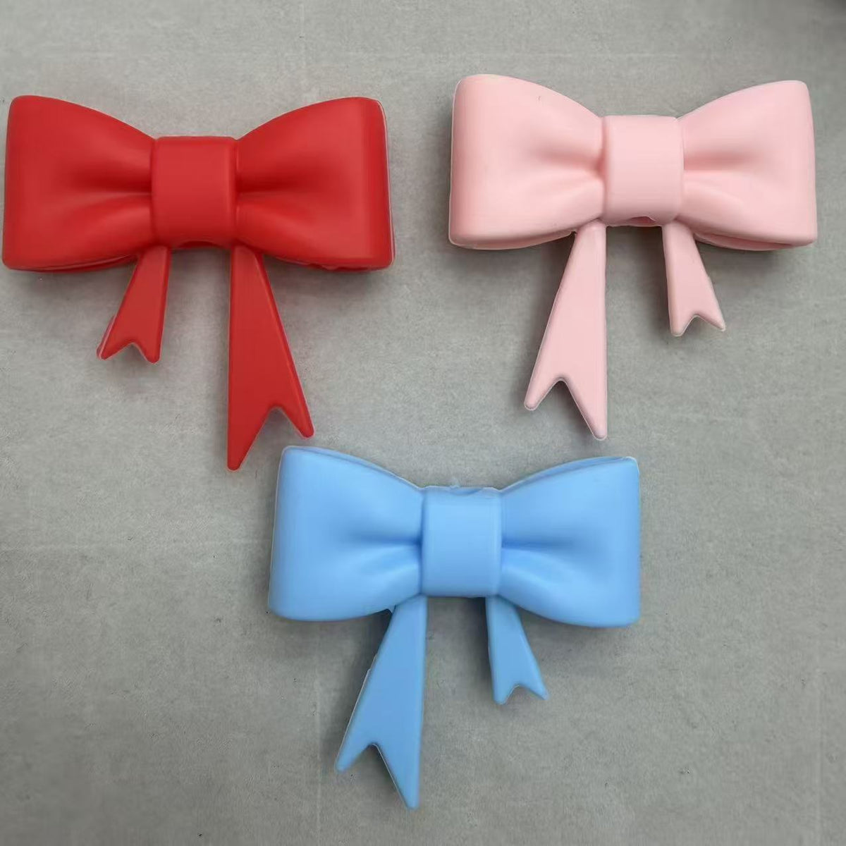 Hot-selling new silicone bow bead DIY beaded pen accessories bracelet materials
